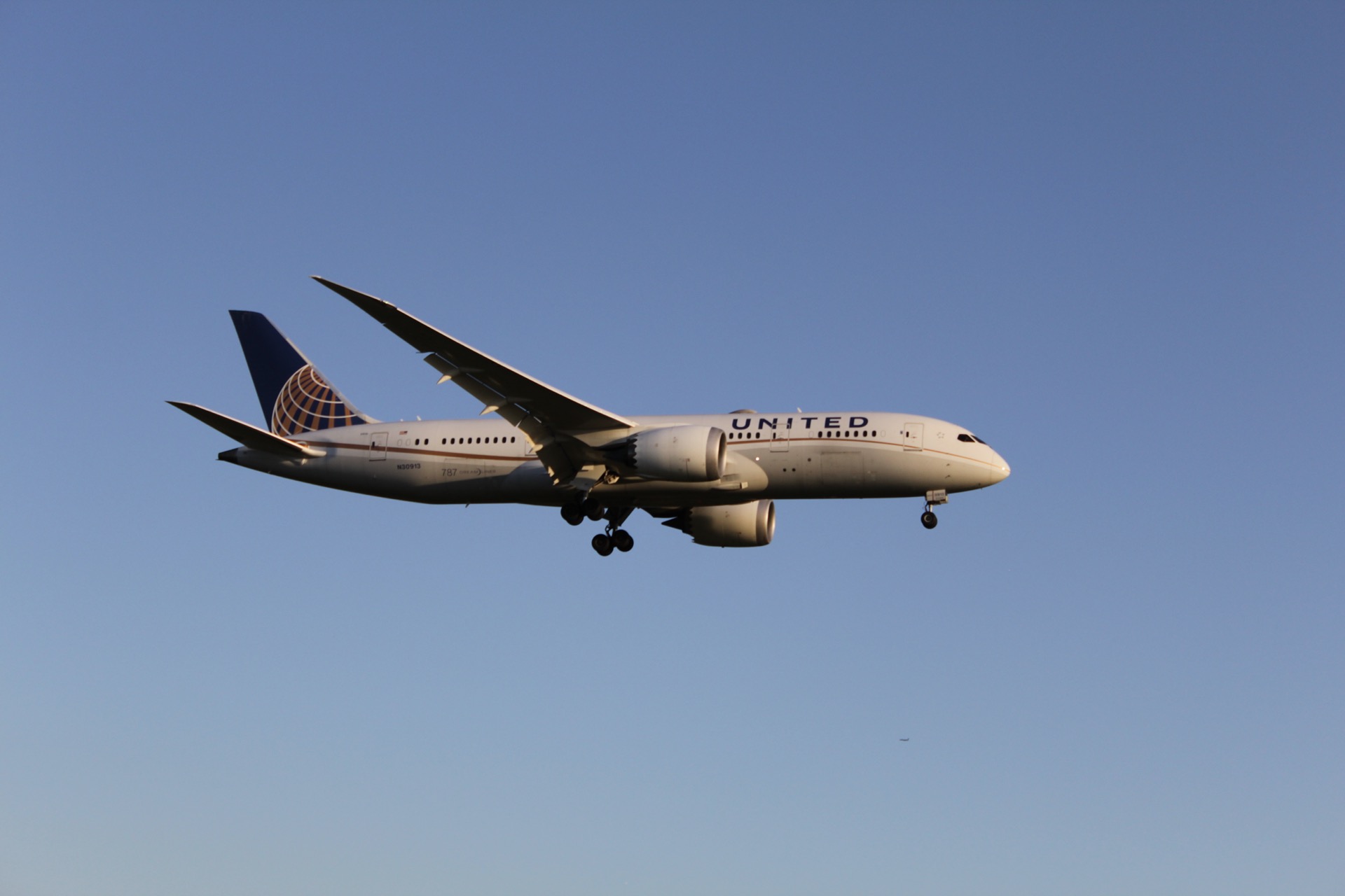 United Airlines Boeing 787-9 Dreamliner